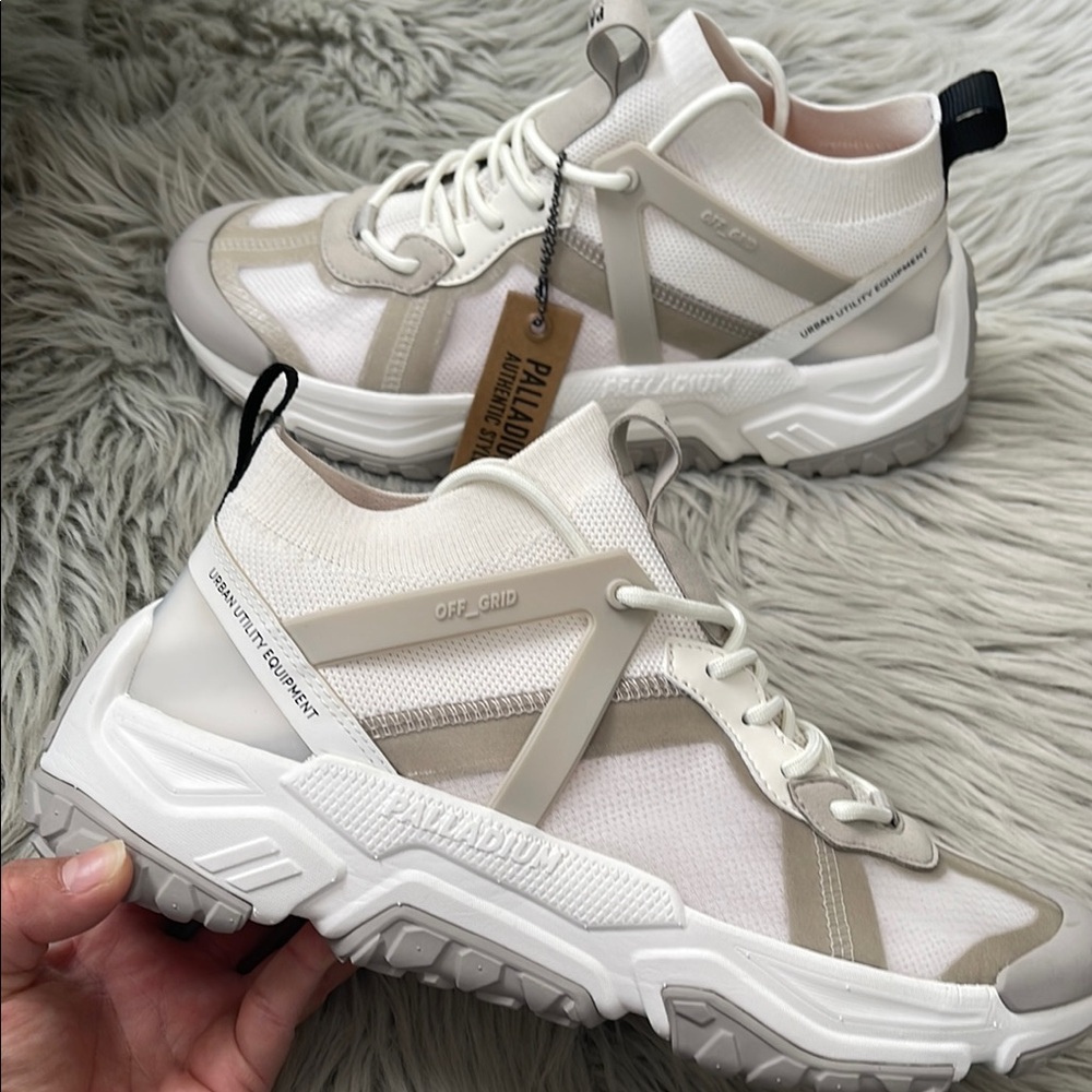 Palladium  Off-Grid Sneakers - White and Gray